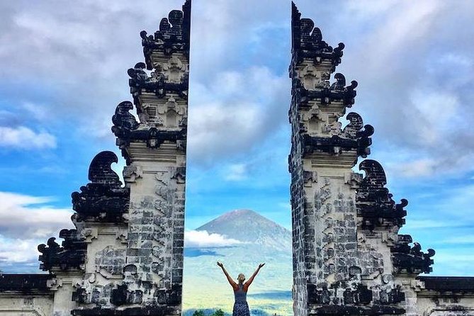 All-Inclusive Lempuyang Temple Gate Of Heaven Tour - Tirta Gangga Water Palace: Royals, Water, and Photo Time