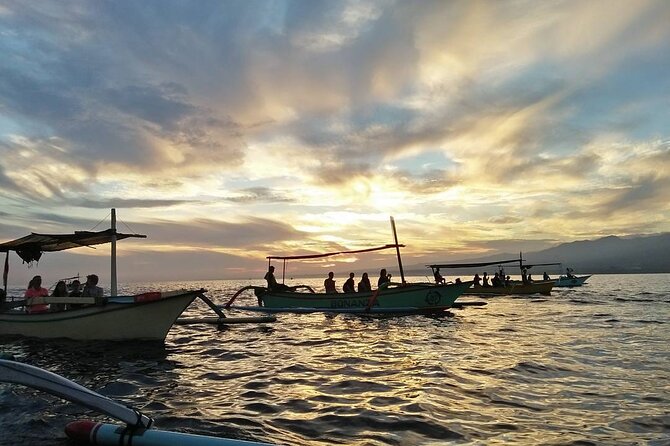 All inclusive Lovina Dolphins Sunrise tour, Waterfall & Temple - How the Lovina sunrise boat tour works in practice