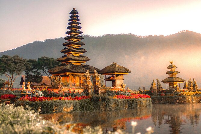 All inclusive Tanah lot & North Bali Tour: Jatiluwih, Ulun Danu - A day built for big scenery: from Tanah Lot to Twin Lakes