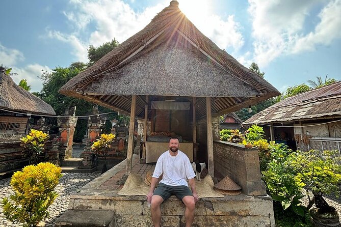 All Inclusive Ubud Cultural and Natural Highlights Tour - Local Jungle-View Lunch: The Calm Reset in the Middle