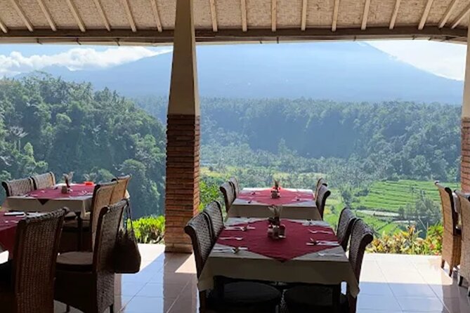 All Inclusives Bali Private Tour Temples Palaces and Nature - Lempuyang Temple and the Gates of Heaven: timing, stairs, and photo odds