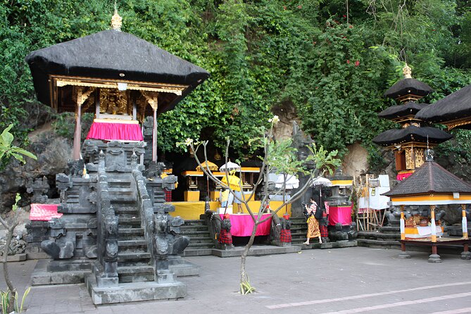 Amazing Private East Bali Full-Day Tour - Tirta Gangga: Water Palace Designed for Looking Around