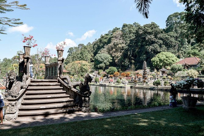 Amazing Private Tour: Lempuyang temple, Tirta gangga, Tukad cepung waterfall - Tirta Gangga: Short Stop, Big Visual Payoff