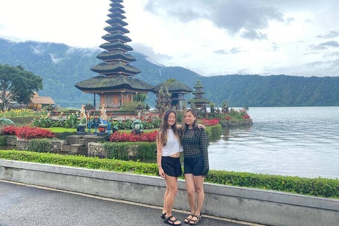 Ancient Temples and Jatiluwih Rice Terrace Private Tour - Pacung Rice Terrace and Jatiluwih Green Land: Where the Views Earn the Stops