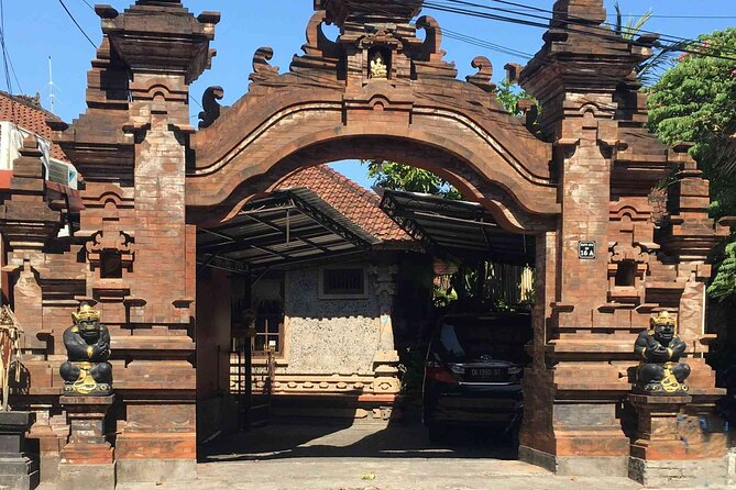 Backlanes and Hidden Sites: A Self-Guided Audio Tour in Seminyak - Getting Started at Grandmas Plus Seminyak: Fast and Simple