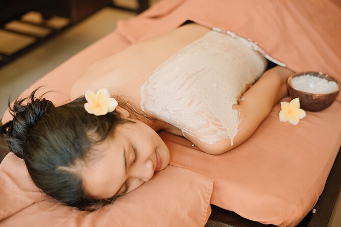 Bali 2 Hours Spa Packages - Refresh Your Body and Mind - The First Hour: Full-Body Massage With Aromatherapy Oils