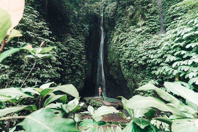 Bali 3 Days Private Tour-Bali Highlight - Day 2 in East/Central Bali: Lempuyang views, royal water gardens, old villages, and the bat cave