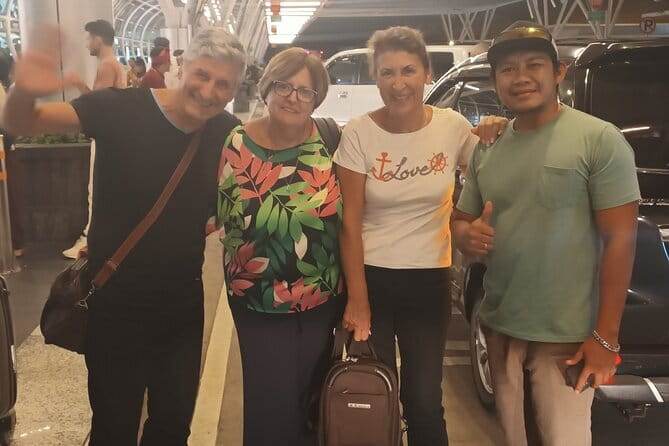 Bali Airport and Hotel Private Transfer Service - Finding Your Driver at the Airport: Look for the Lanang Sign