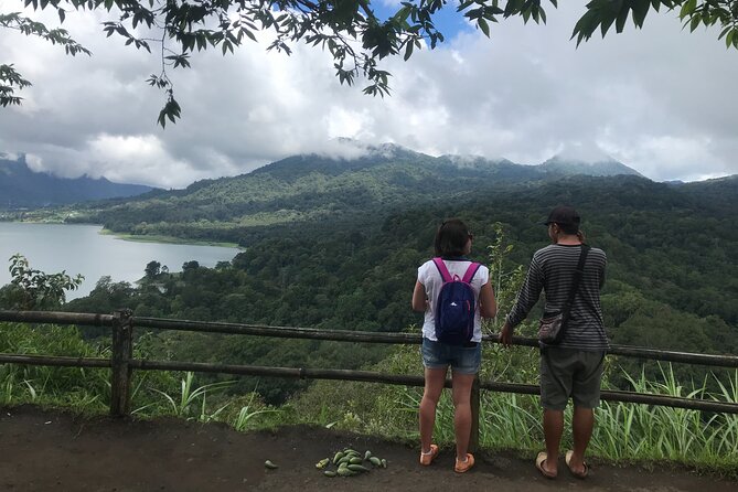 Bali Airport Arrival Transfer and Private Car Charter Combo - Who drives you matters: English, professionalism, and feeling safe