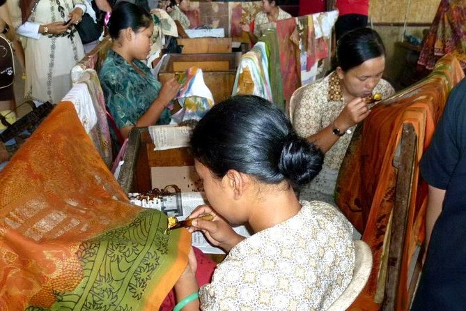 Bali Art Shopping and Culture Tour - Stop 1: Tohpati Village Batik Center (What to Look For in 30 Minutes)