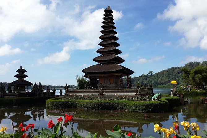 Bali Beautiful Insta with Real Bali Swing - Handara Iconic Gate: the split-gate mountain selfie