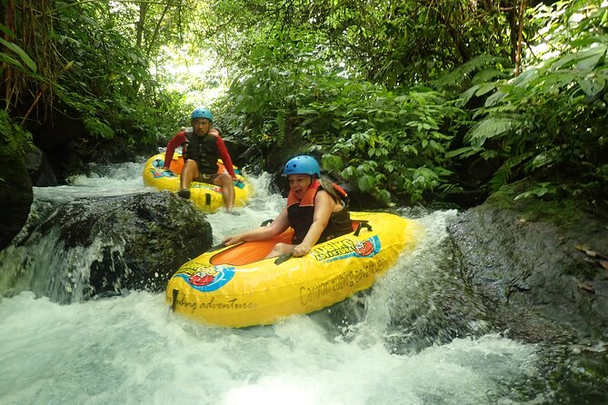 Bali Canyon Tubing Adventure - Hot shower, lockers, and buffet lunch: the recovery plan