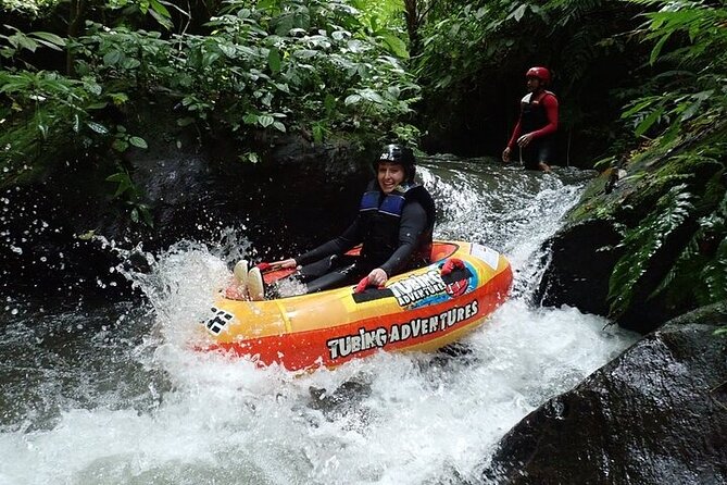 Bali Canyon Tubing Adventure - The Payangan Market stop: a scheduled pause on the route