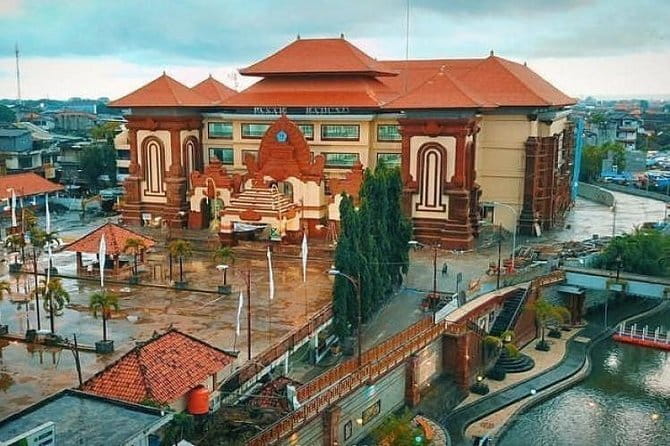Bali Car-Charter: Half Day Denpasar City Tour - The art center pass and lunch: how to control the day’s rhythm