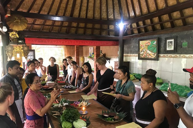Bali Cooking Class Experience with All Inclusive - What to bring and how to dress for a full day
