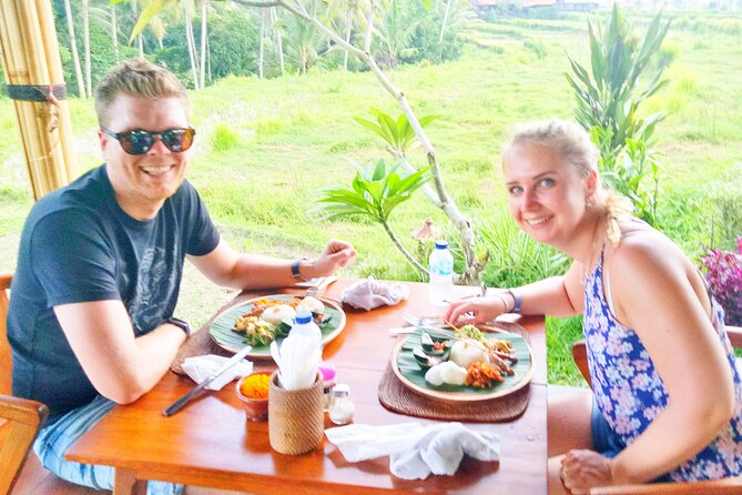 Bali Downhill Natural Cycling Tour & visit Volcano - Banjar Laplapan lunch: Balinese food with real dietary flexibility