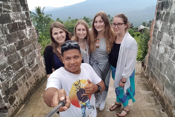 Bali Driver and Tour Package - The driver experience: why Agus is a big deal