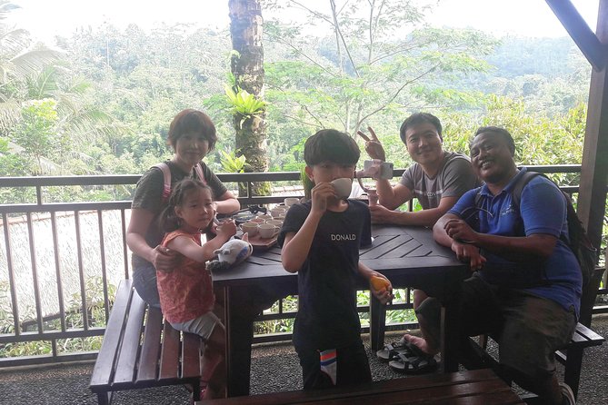 Bali Eco & Educational Cycling Tour - Lunch, Snacks, and Coffee/Tea Break: Food That Fits the Day