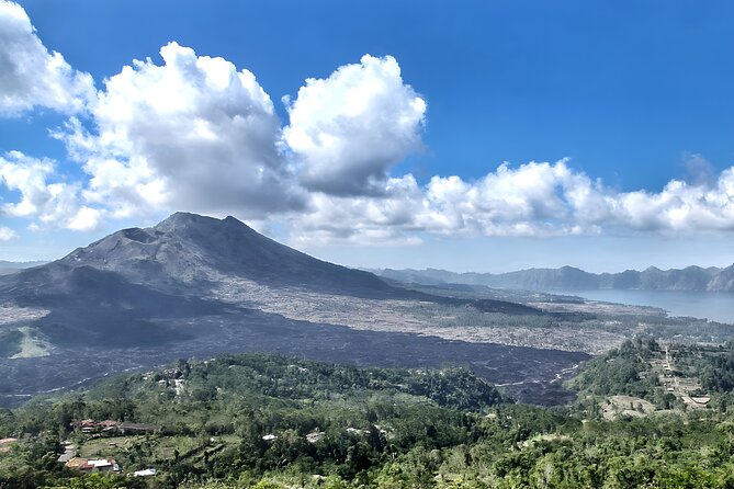 Bali Full-Day Car Charter: Ubud and Kintamani Volcano Tour - Kintamani highlands: Lake and Mount Batur views that feel big