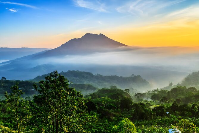 Bali Full-Day Car Charter: Ubud and Kintamani Volcano Tour - Tegenungan Waterfall: green canyon power in about an hour