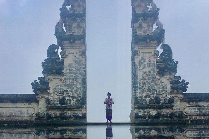 Bali Full Day Tour - East Bali Instagram Tour - Stop 2: Tirta Gangga’s royal water palace and swim time