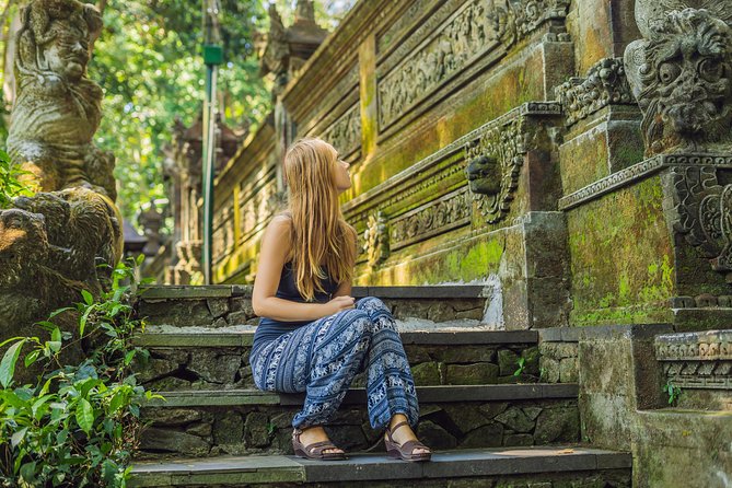 Bali Full Day Tour: Highlights of Ubud and Hidden Waterfall - Kehen Temple: a less touristic royal temple pause