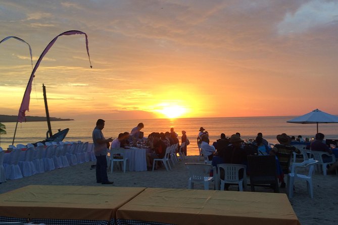 Bali Halfday Tour Uluwatu - Uluwatu Temple: The Cliff Temple Made for Sunset