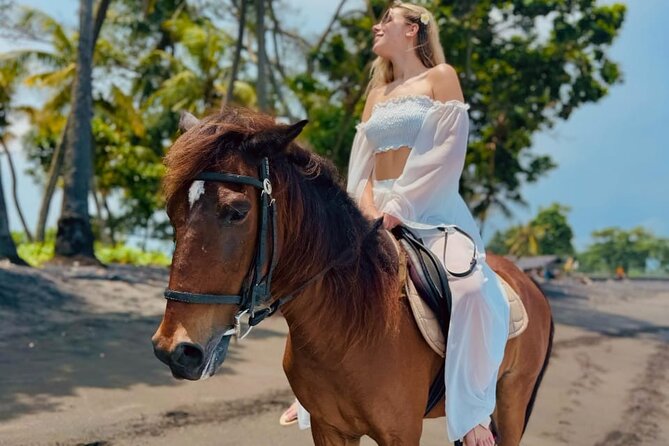 Bali Horse Riding Trot & Canter Saba Beach with Local Temple - Included Gear: helmet, locker, water, and why it’s smart