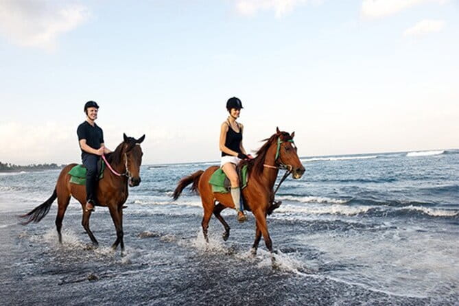 Bali Horse Riding, Waterfall, Rice Terrace, Lunch - All Inclusive - Tegenungan Waterfall: the walk is short, the payoff is big