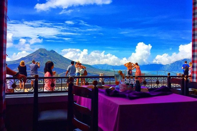 Bali Iconic Tour with Buffet Lunch and Attraction Tickets - Grand Puncak Sari Buffet Lunch: Volcano Views Without the Side Quest