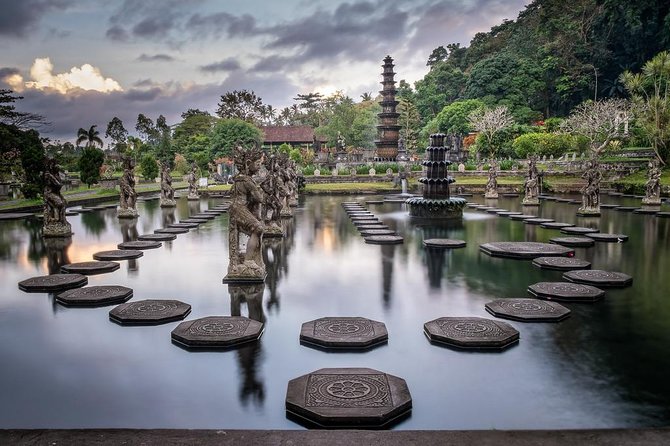 Bali Instagram Tour : Heaven Gate Tour - Tirta Gangga - Tukad Cepung Waterfalls - Morning at Lempuyang Temple: Heaven Gate and Agung in the Same Frame