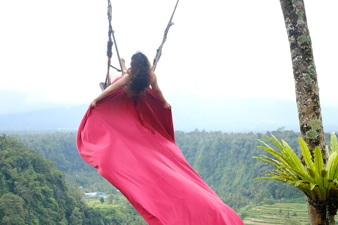 Bali Instagram Tour with Photographer - Lempuyang Temple and the Gate of Heaven: Crowds, Timing, and the Best Angles