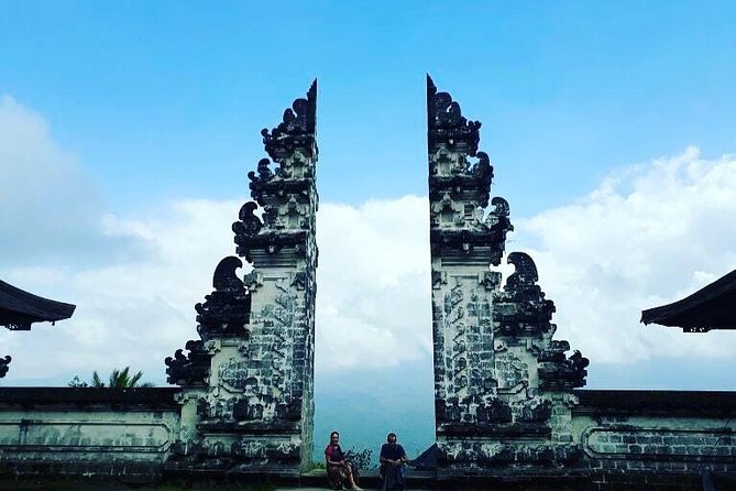 Bali : Instagrams Tour Lempuyang Temple, Tirta Gangga- Tukad Cepung , Tibumana Waterfall - How the East Bali photo route works from Nusa Dua