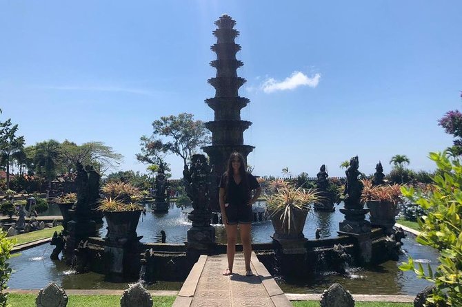 Bali : Instagrams Tour Lempuyang Temple, Tirta Gangga- Tukad Cepung , Tibumana Waterfall - Tirta Gangga: water palace gardens and a built-in story