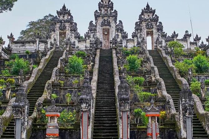 Bali : Instagrams Tour Lempuyang Temple, Tirta Gangga- Tukad Cepung , Tibumana Waterfall - Private guide expectations: get the kind of info you want