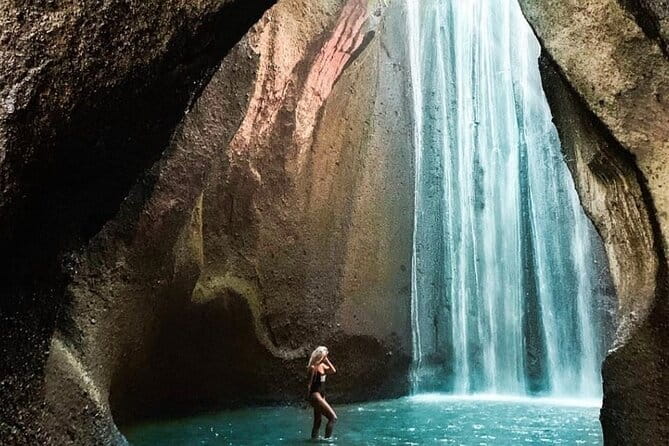 Bali: Lempuyang Temple, Waterfall & Rice Terrace Private Tour - Tirta Gangga Water Garden: a slower break with pools and fountains