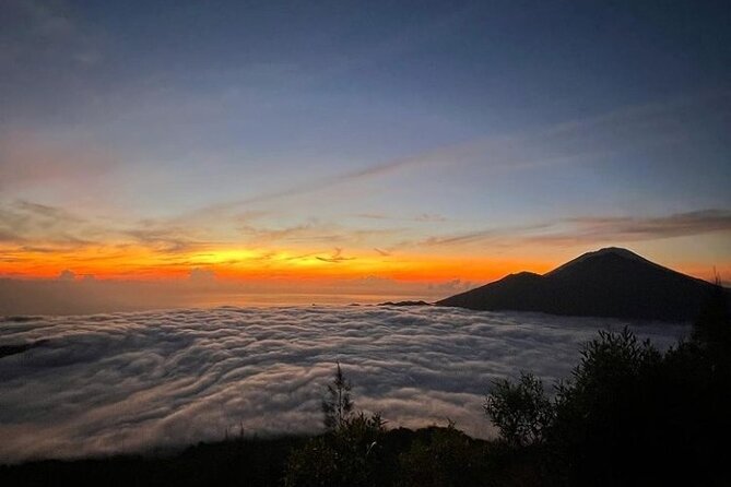 Bali Mount Batur Sunrise Hike and Natural Hot Spring - The 4:00 AM Trek: Cold Feet, Clear Targets