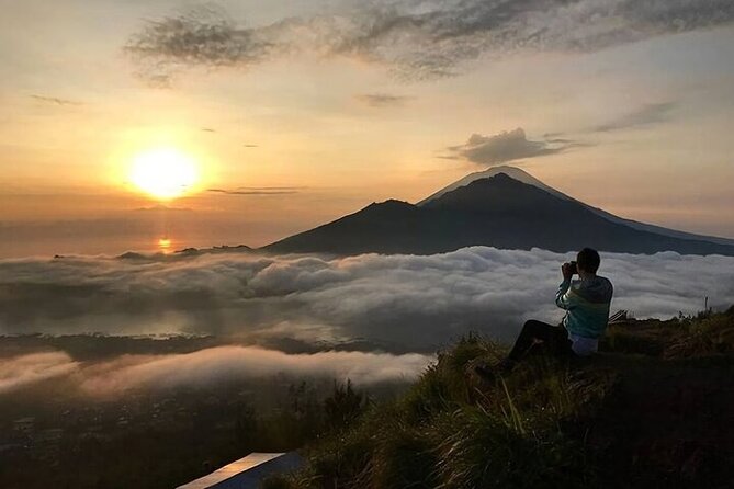 Bali Mount Batur Sunrise Hike and Natural Hot Spring - Sunrise Watching: Your Moment to Slow Down