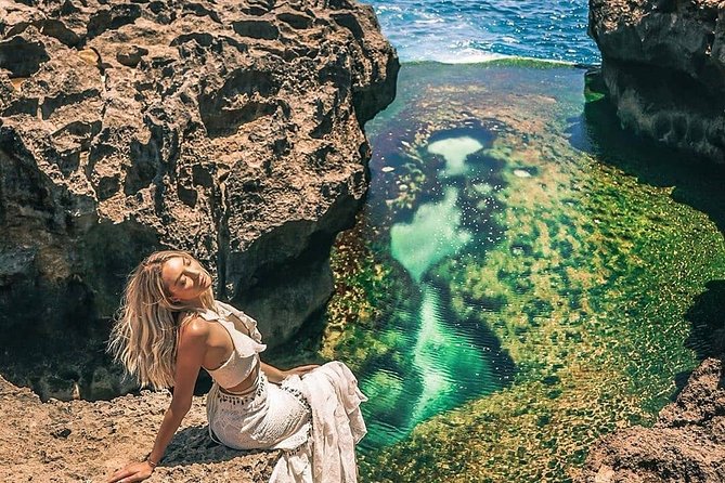 Bali-Nusa Penida. West Part. Private car. All-inclusive - Angel’s Billabong: Emerald Water on Steep Cliffs