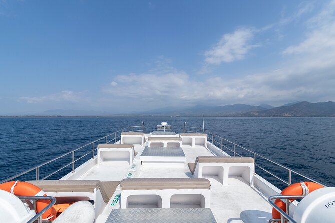 Bali (Padang Bai) to Gili Trawangan - Gili Air - Lombok (Bangsal) - Safety and those mid-journey engine checks
