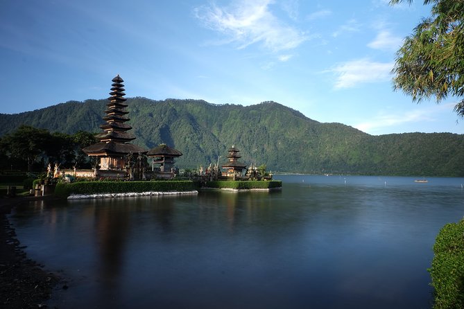 Bali Private Car Charter with English Speaking Driver - Lempuyang Temple and Uluwatu Temple with the Kecak fire dance
