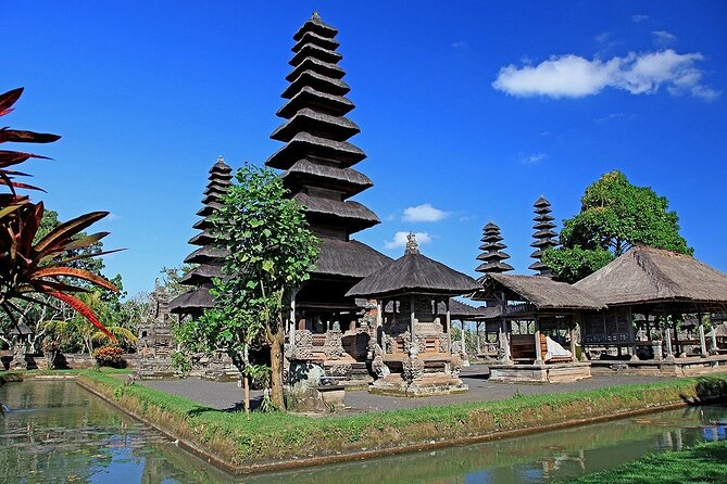Bali Private Tour: Ulun danu Temple, Iconic Handara Gate & Tanah lot sunset. - Alas Kedaton / Monkey Forest Stop: A Wild Note Between Temples