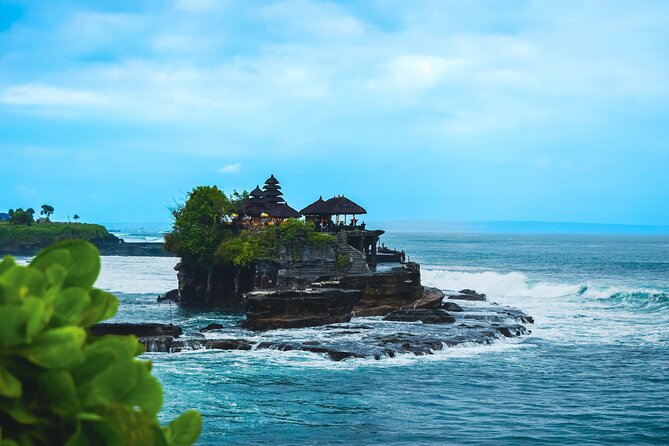 Bali Pura Taman Ayun Temple, Monkey Forest & Tanah Lot Excursion - Sangeh Monkey Forest: Up-Close Macaques, Not a Tranquil Walk in the Woods