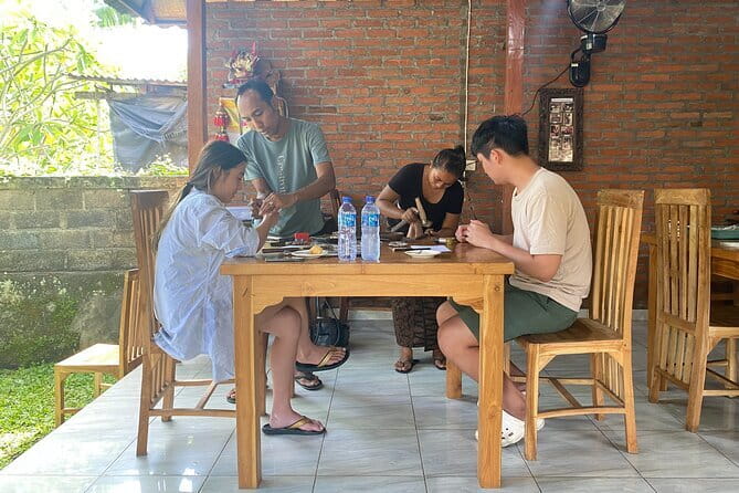 Bali Sidemen Silver Class Making with 7 Gram of Silver - Should You Book Sidemen Silver Class With 7 Grams of Silver?