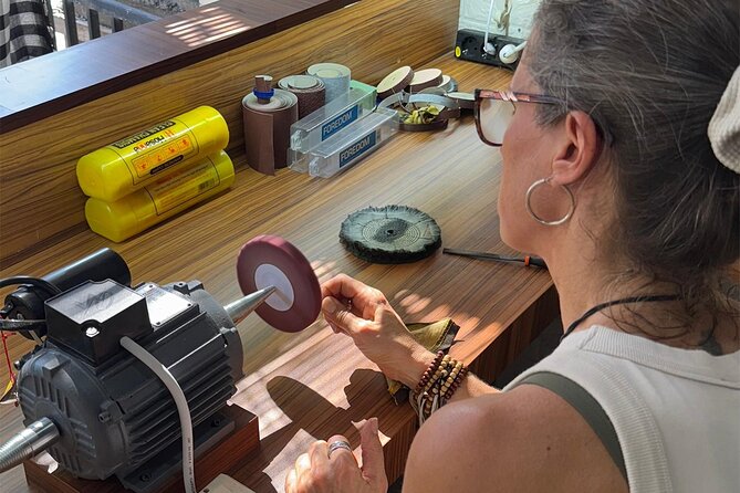 Bali: Silver Jewelry Making Class in Seminyak and Legian - The take-home souvenir part: polishing makes it wearable