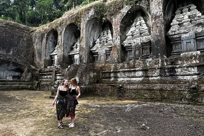 Bali Sunrise Without Hiking: Temples, Rice Terraces & Waterfall - Paperhills Cafe and breakfast timing: plan for an early start