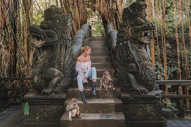 Bali Sunset: Uluwatu Temple - Kecak Dance- Jimbaran Bay - Jimbaran Bay for barbecue seafood: worth the extra stop?