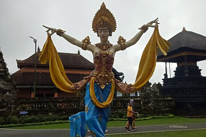 Bali Tanah Lot, Ulun Danu Beratan & Jatiluwih Rice Terrace - How it actually feels: pacing, Ade’s guiding style, and a friendly driver