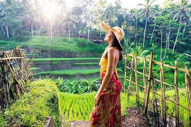 Bali Tirta Empul Tours Experience with Spiritual Cleansing - Tegalalang Rice Terraces: Photos Are Great, but the Subak Lesson Is the Point