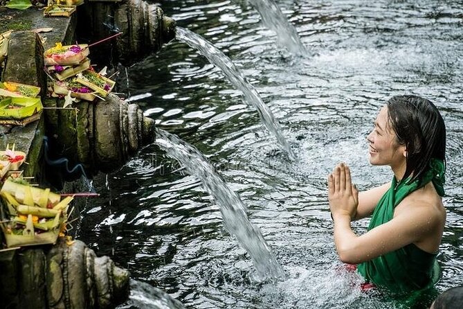 Bali Tirta Empul Tours Experience with Spiritual Cleansing - Tirta Empul Temple and Melukat Cleansing: What You’re Doing and Why It Matters